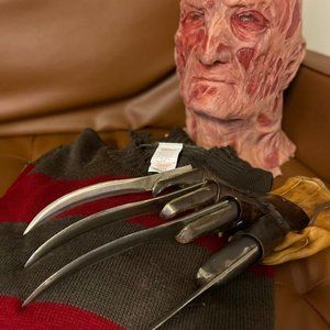 freddy krueger costume box
